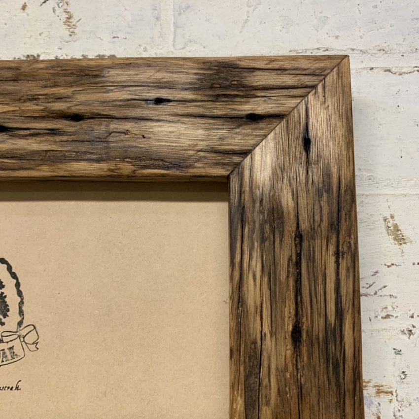 Chunky Oiled Rustic Picture Frame_detail_4 Chunky Oiled Rustic Picture Frame_detail_4