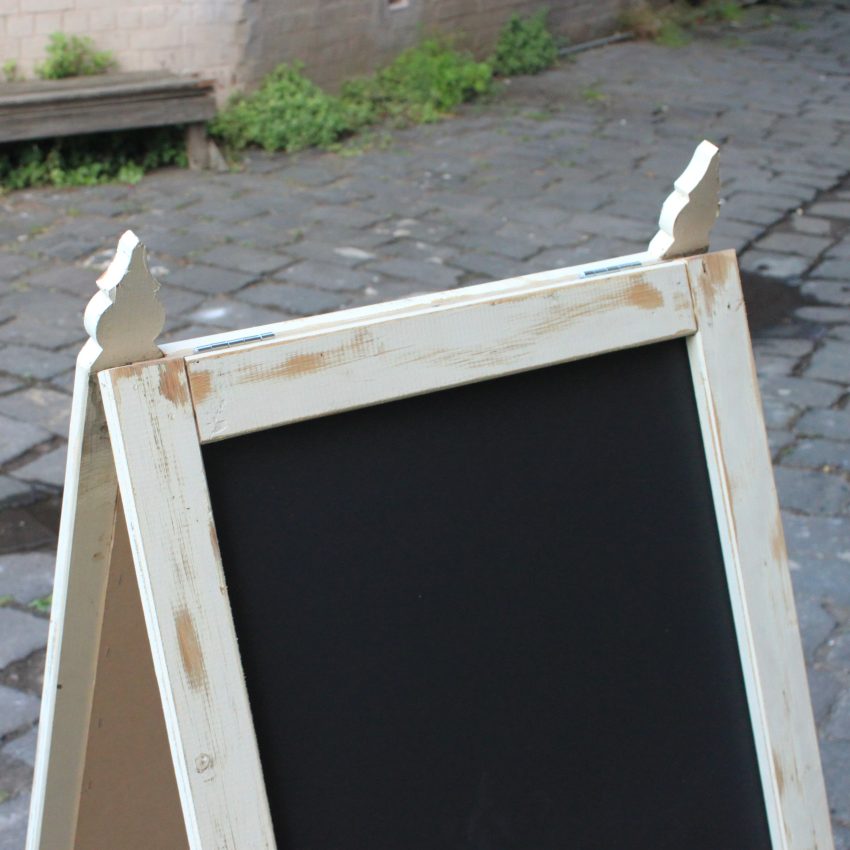 Picket-Fence-A-Frame-Chalkboard-8