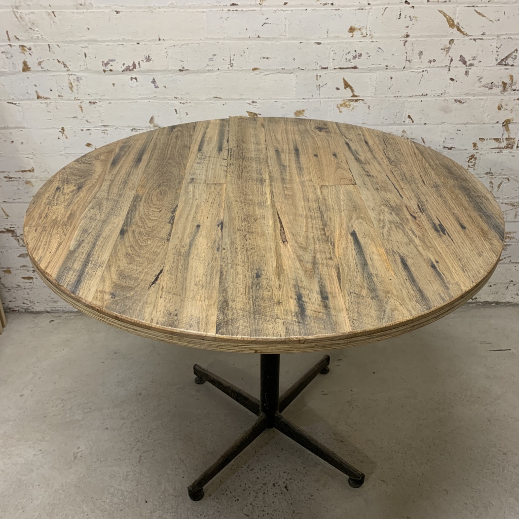 Round Rustic Table Tops The Timber S, Wood Round Table Tops